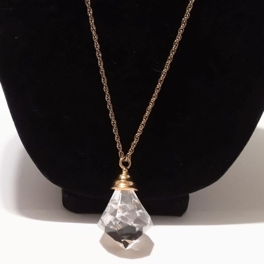 Gold Tone Faux Crystal Drop Pendant Necklace 28" Chain - Picture 4 of 7